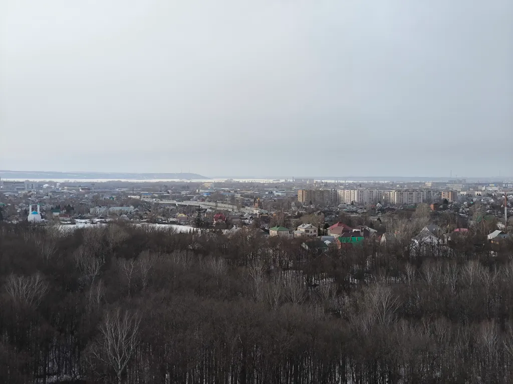 Видовая, с террасой, однокомнатная квартира возле РКБ