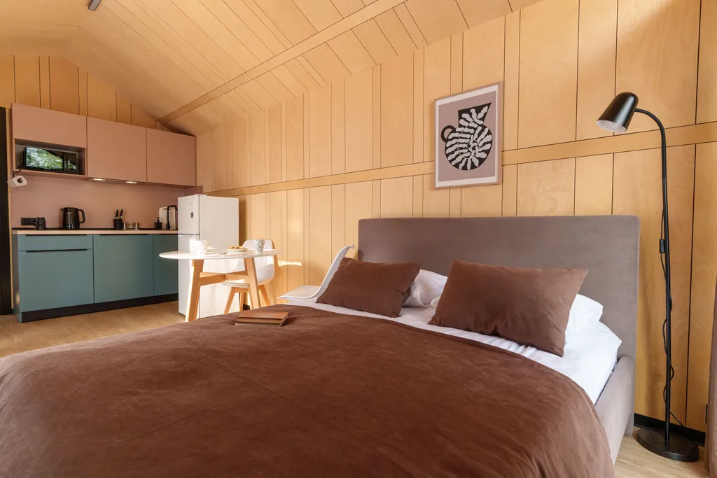 Коттедж Двухместный барнхаус на берегу озера — Плодовое