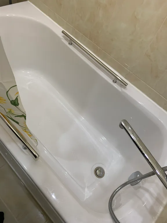 Однокомнатная просторная и светлая квартира