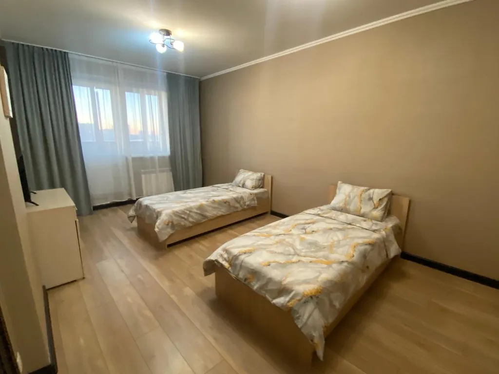 Просторная квартира в центре города — аренда посуточно в Королёв