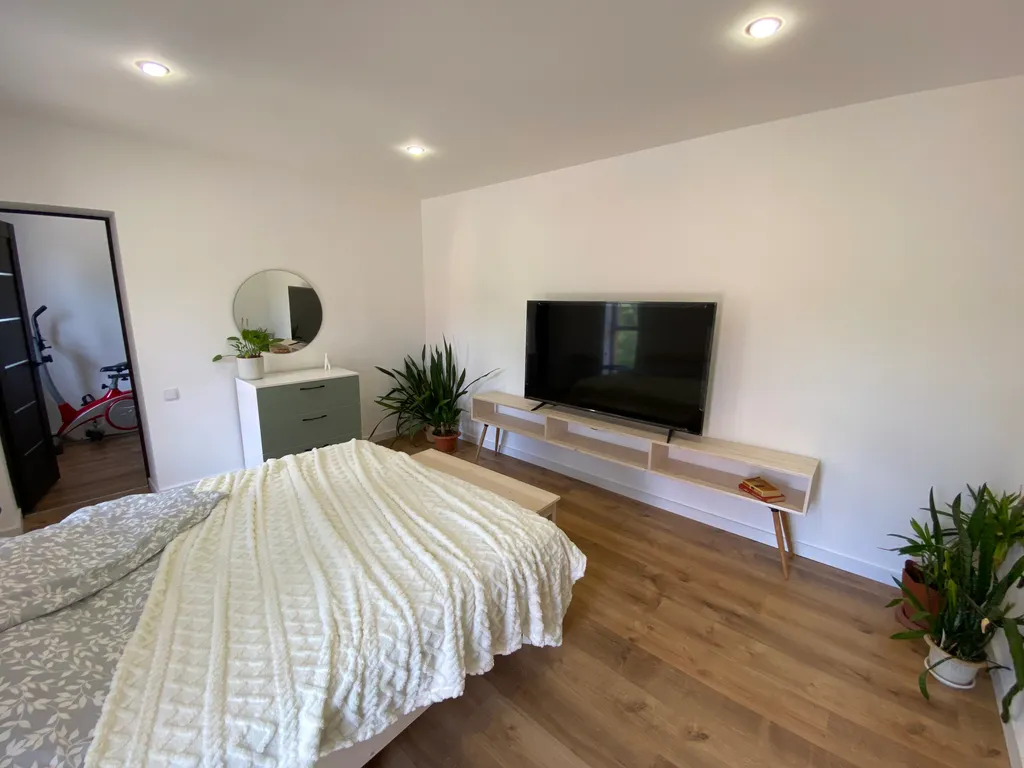 4-комнатный Дом