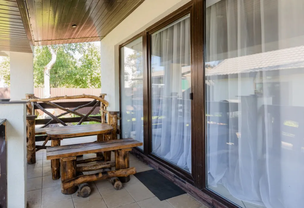 Элитный коттедж в черте города