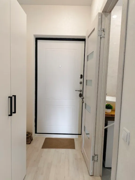 Светлая минималистичная студия в новом уютном районе ЮГ- 2