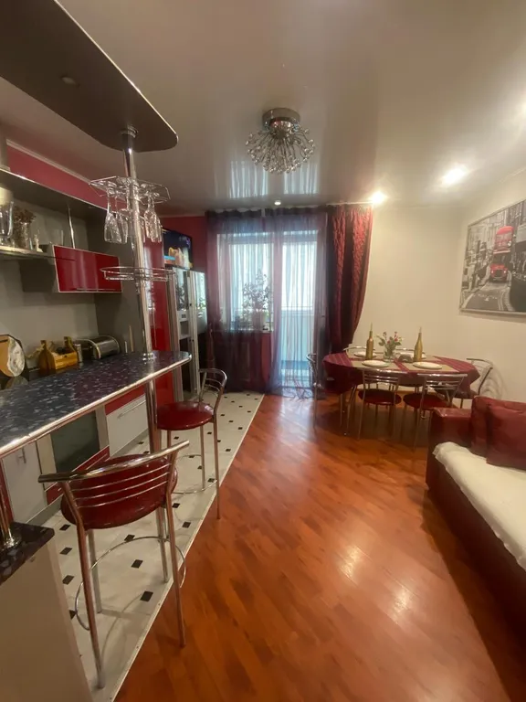 Квартира в новом доме около парка победы