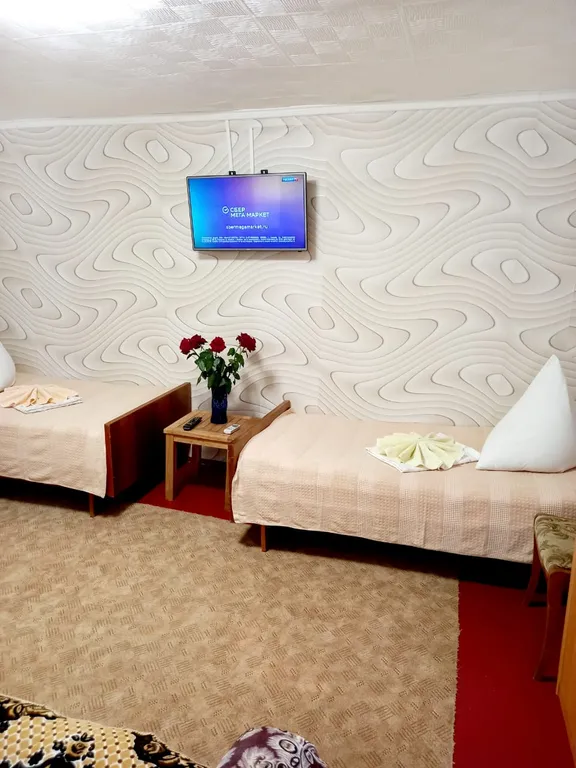 Коттедж Коттедж Уютная дача с зеленым двором и в 5 минутах ходьбы к морю — Кацивели