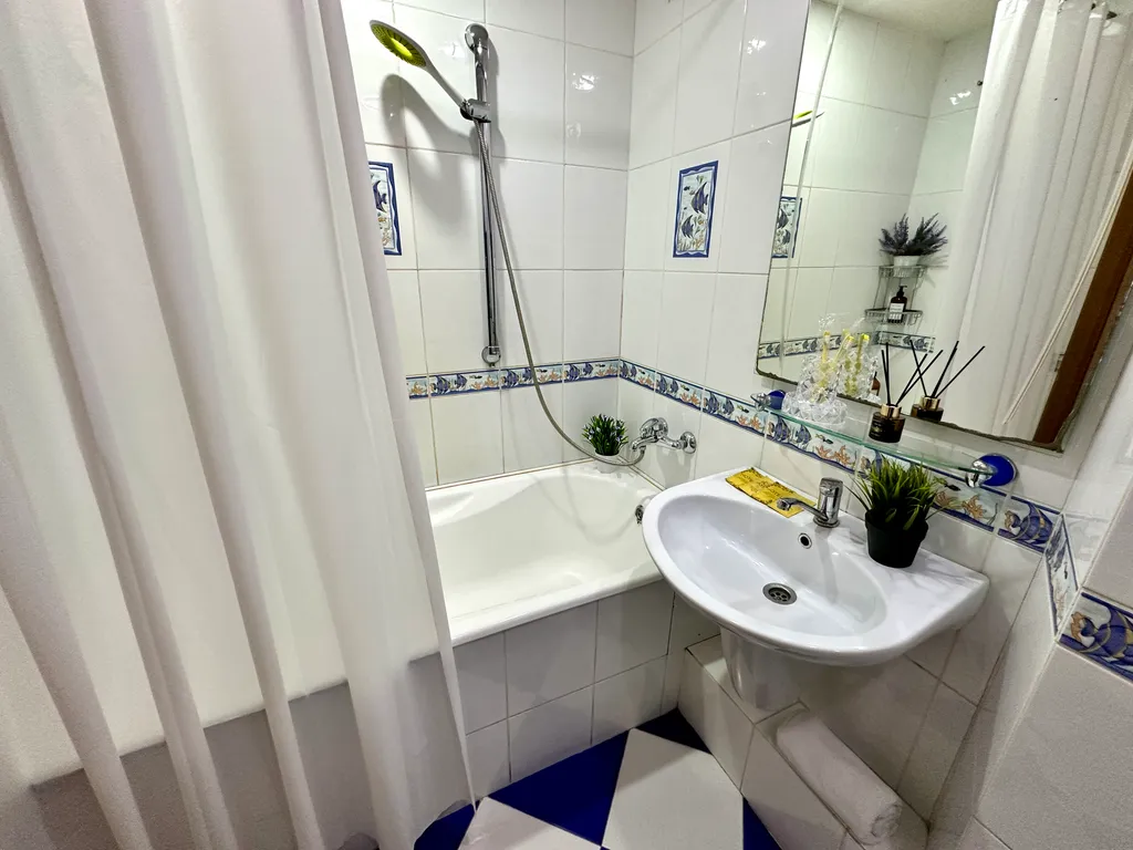 Просторная и чистая 2-х комнатная квартира в уютном районе