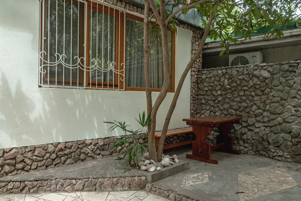 Семейный номер в уютном доме в центре города