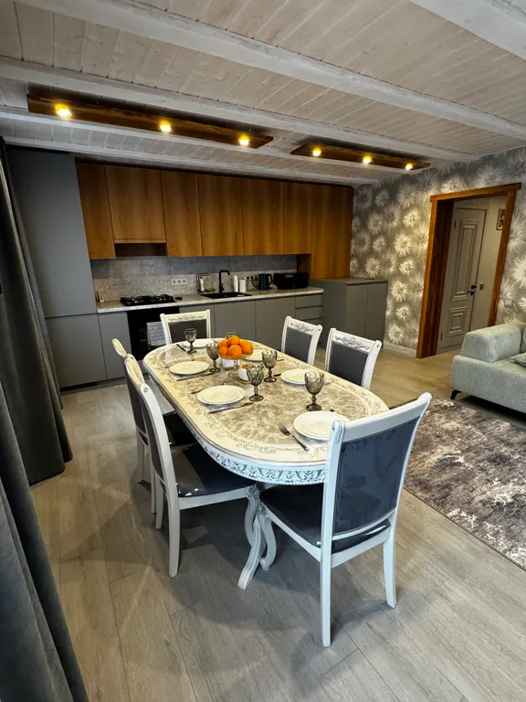 Уютный дом в центре города