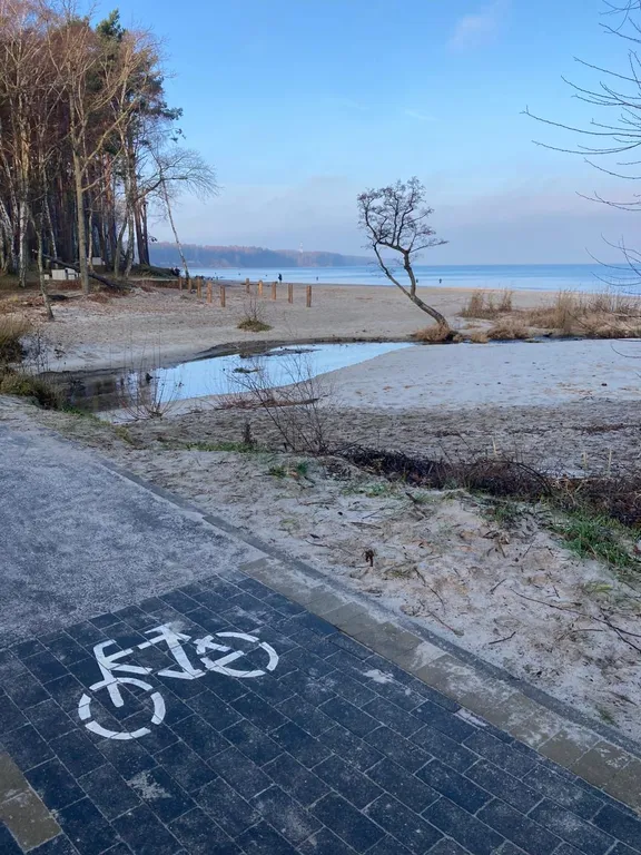 Дом с пляжем у моря