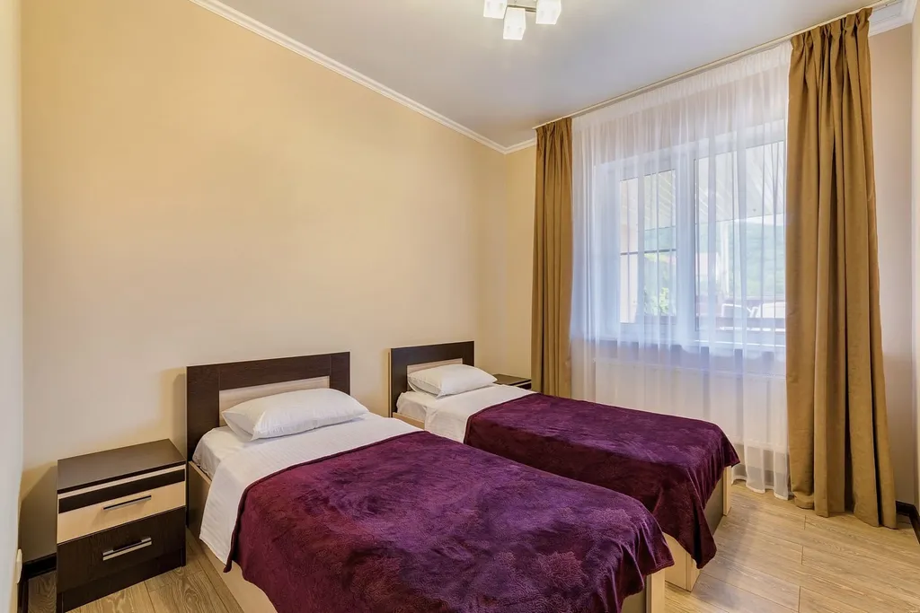 Коттедж Коттедж Семейный отдых — Прасковеевка