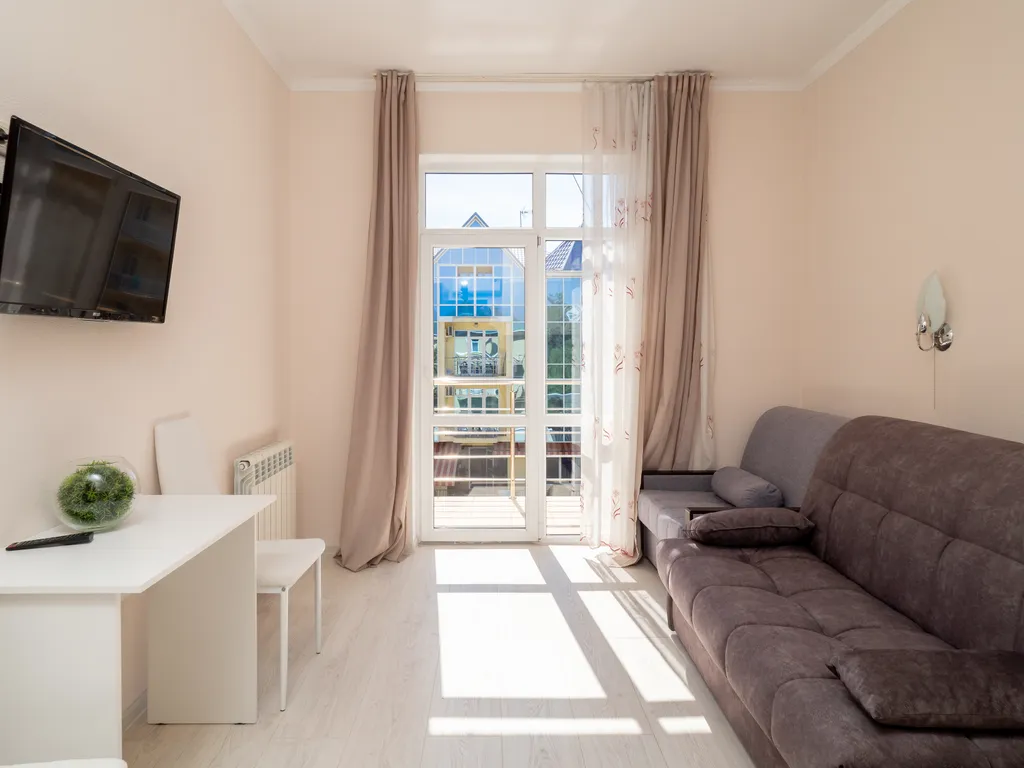 Квартира Квартира Студия у моря с теплым бассейном — Сириус