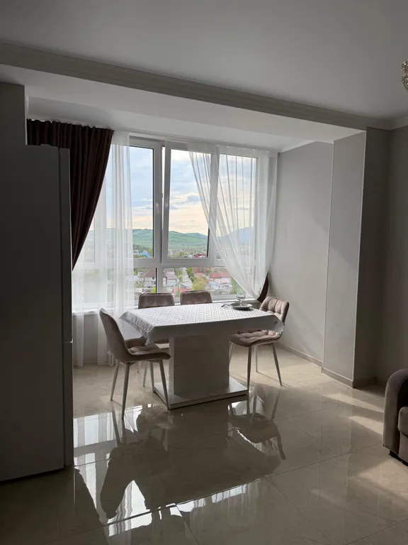 Квартира в новом доме с видом на горы