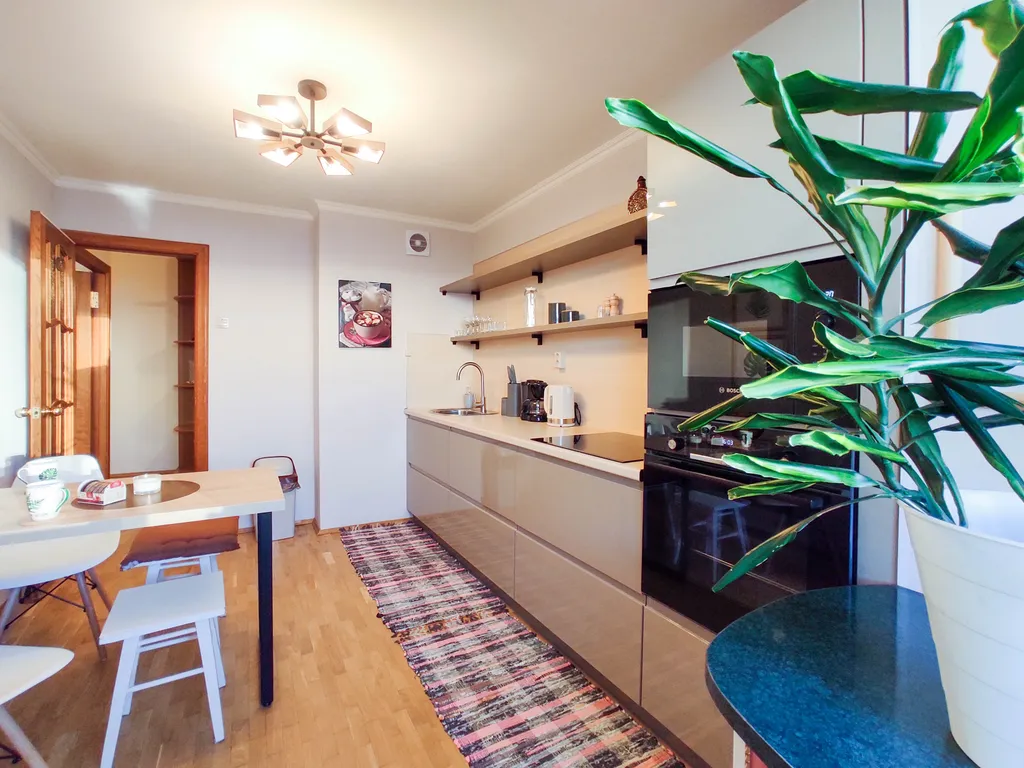 Трёхкомнатная напротив Марий Парка Сеть ЙоХоум