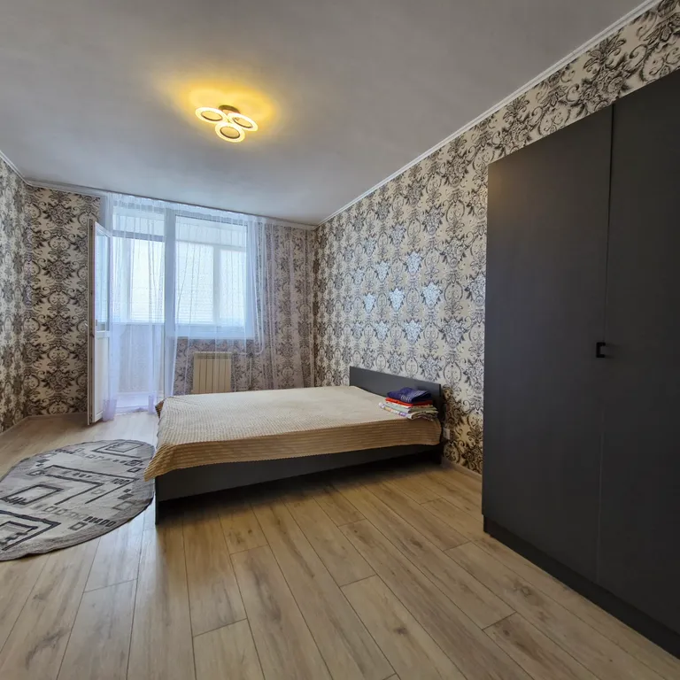 Большая квартира — аренда посуточно в Оренбург