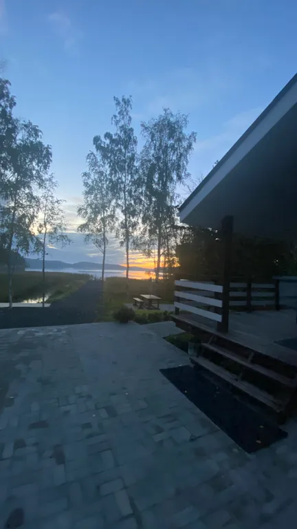 Частный дом на берегу Ладожского озера