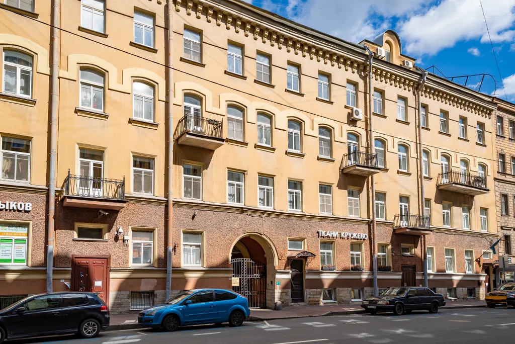 Квартира Просторная квартира в тихом центре — Санкт-Петербург