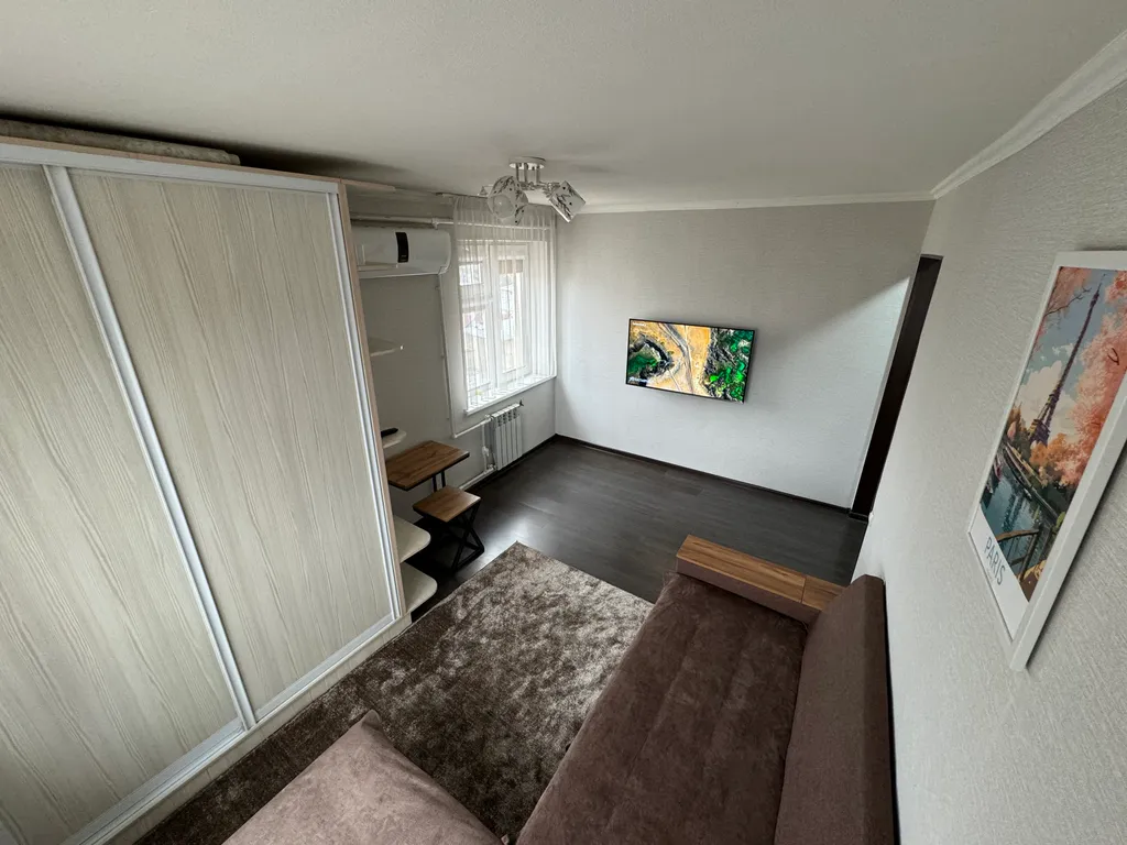 Уютная чистая квартира недалеко от аэропорта, вокзала и центра города