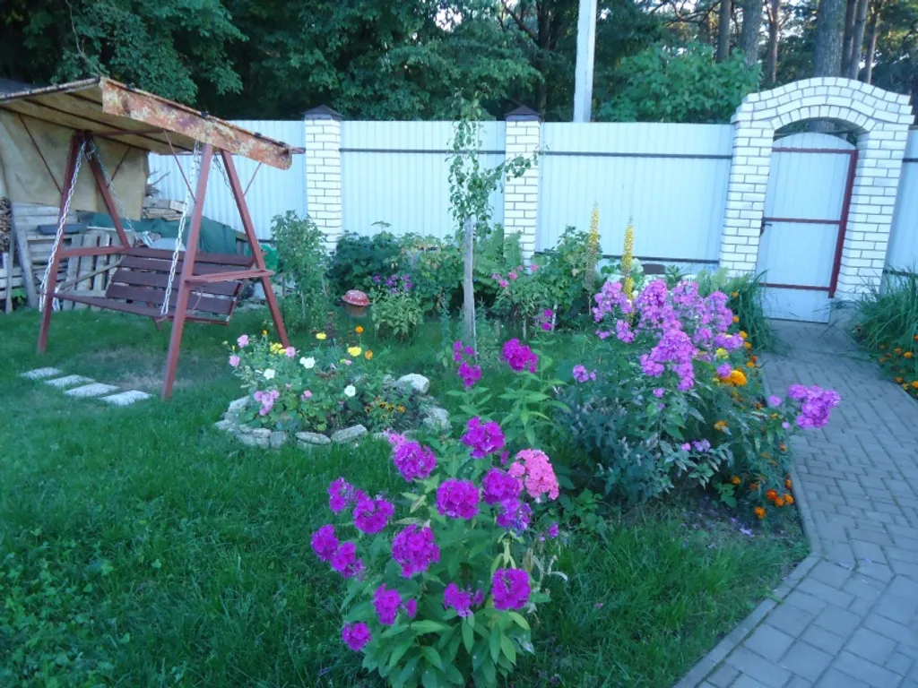 Дом у реки в Пскове