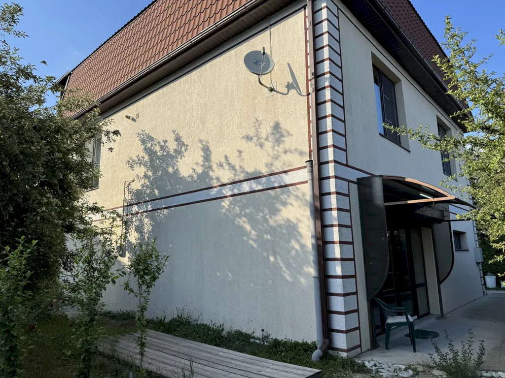 Двухэтажный коттедж с террасой и мангалом - Голубая бухта