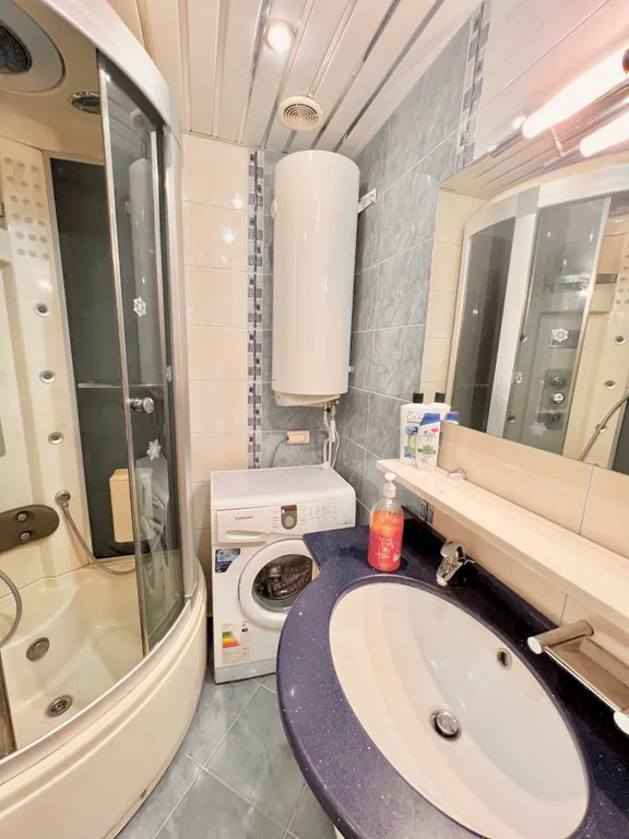 Трехкомнатная квартира в центре города