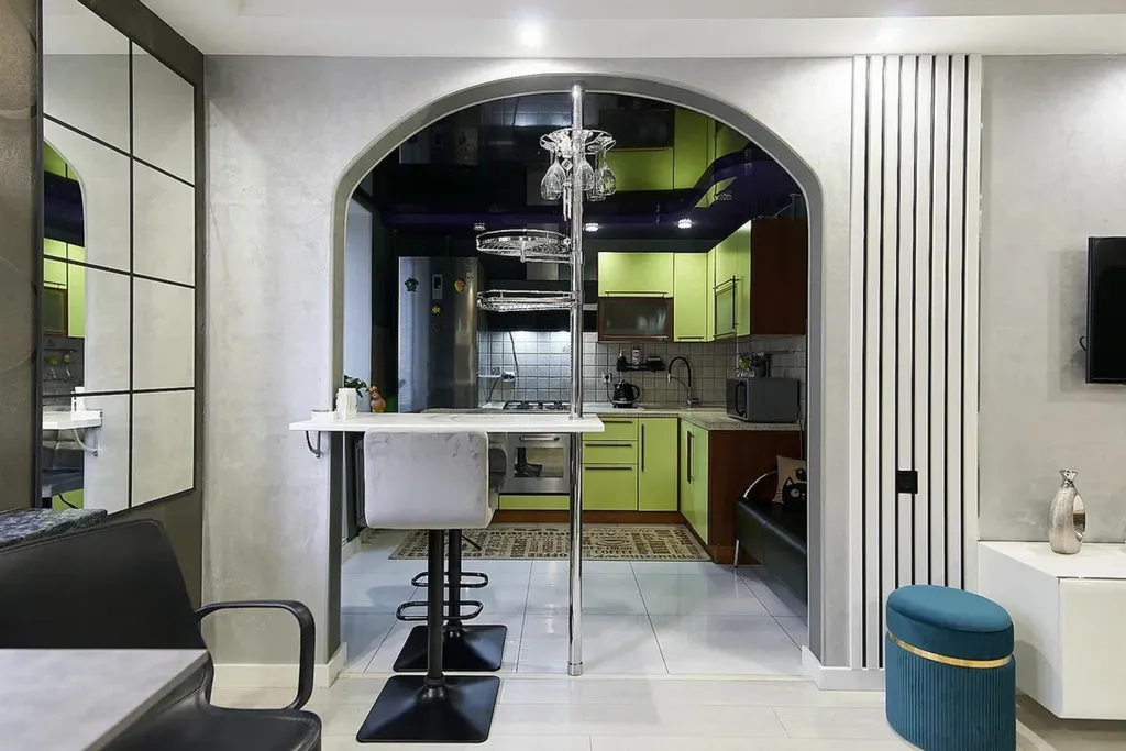 Premium студия в центре с большой ванной,отдельной спальней,парковка.