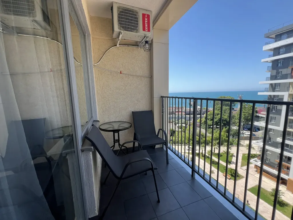 Студия у моря с шикарным видом