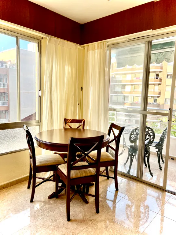 4-комнатная квартира на море и лучшем пляже города Торревьеха