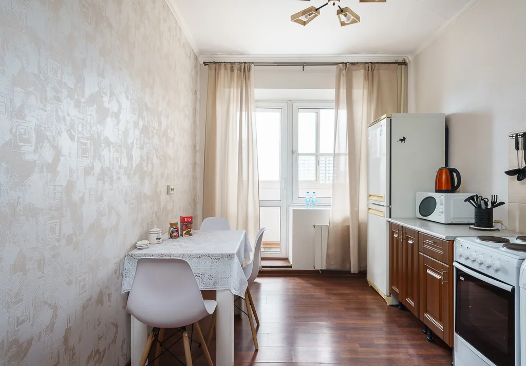 Просторная квартира возле ТЦ Июнь