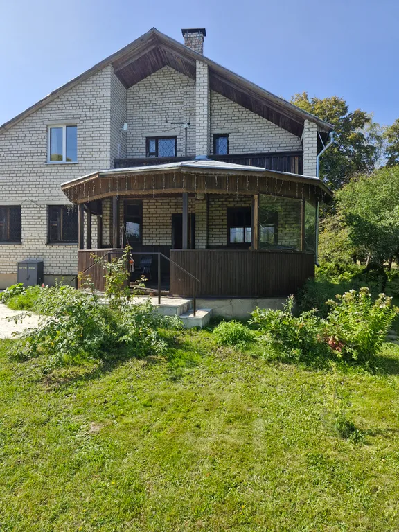 Коттедж с баней