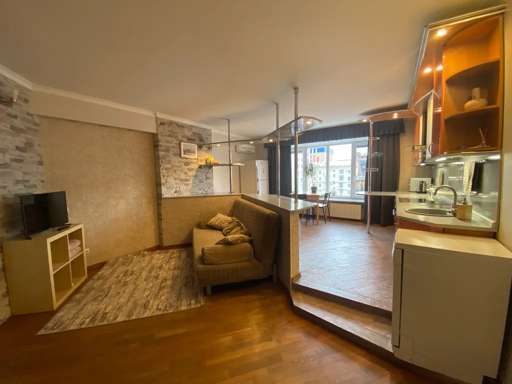 Двухкомнатная квартира рядом с АРТ квадратом — аренда посуточно в Уфа