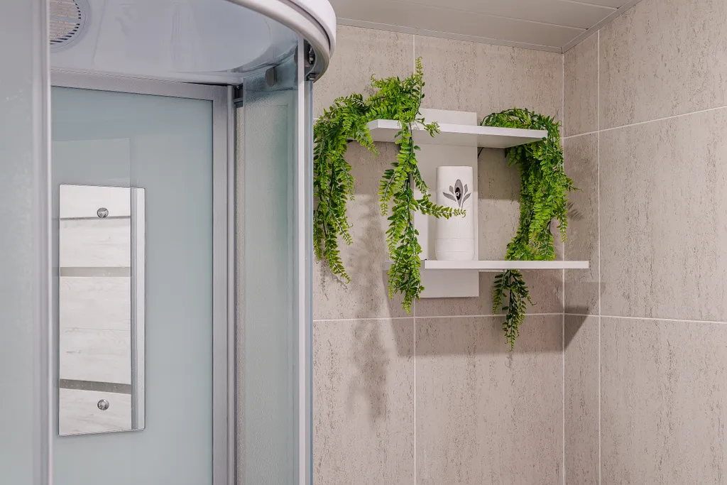 Коттедж Загородный дом с кедровой баней — Светлое