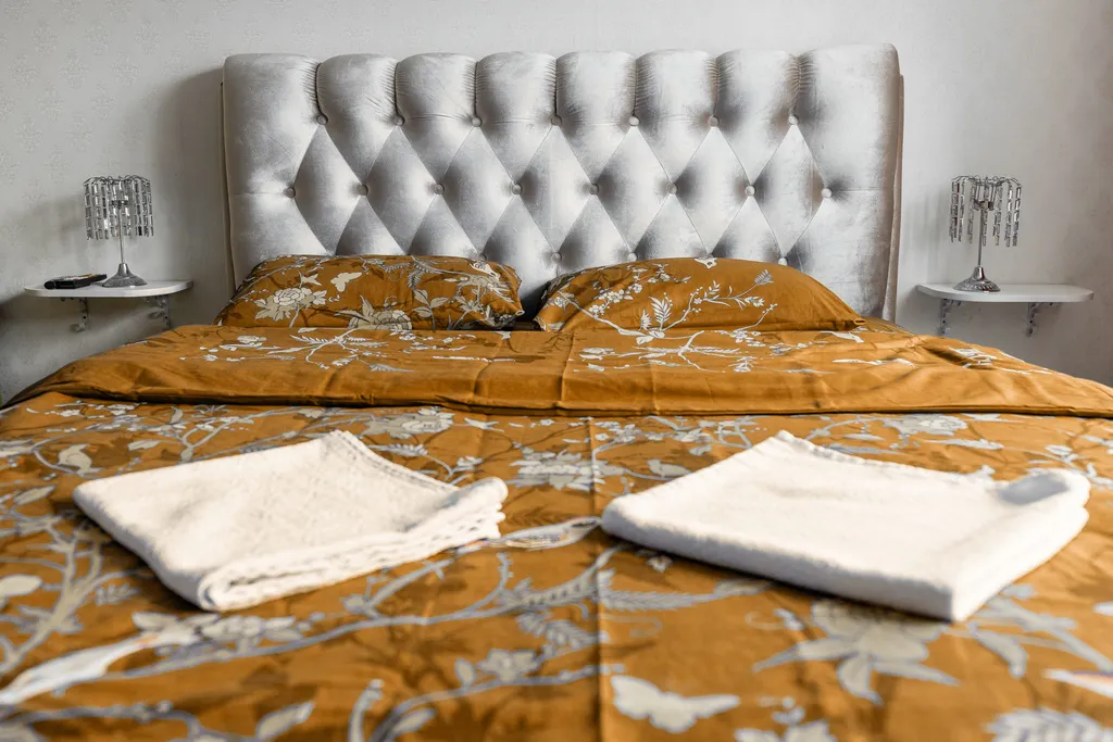 Пряничный домик в центре