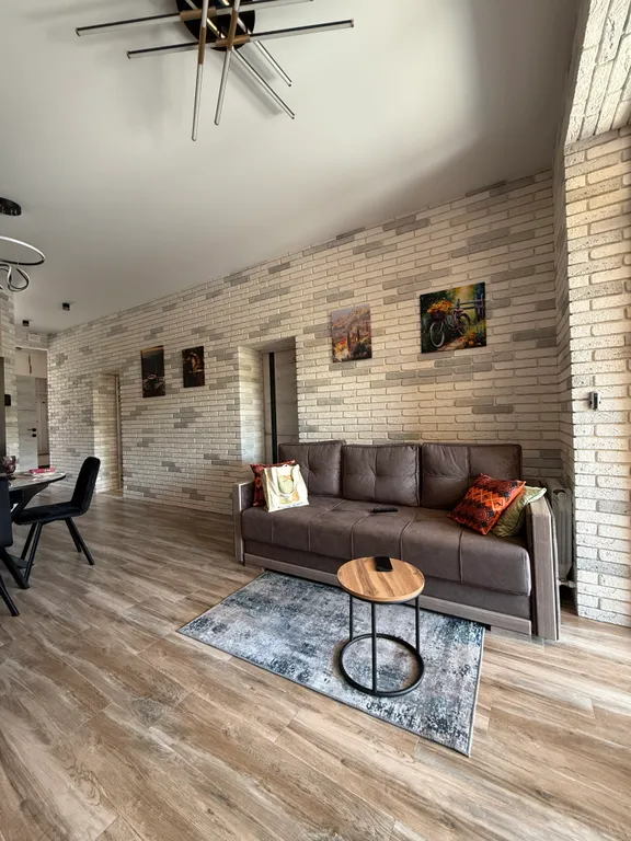 Дом под горой Железной