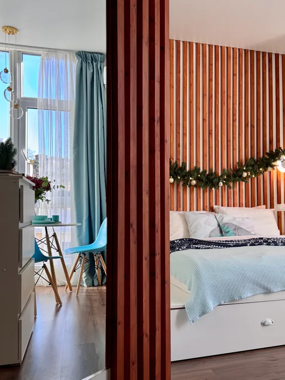 Дизайнерская квартира и бассейн на территории комплекса