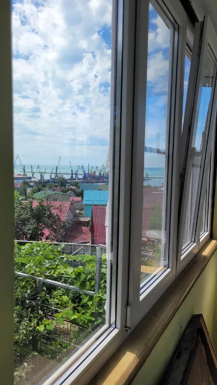 10 минут и вы у моря, уютная комната для вас, на 4 человек