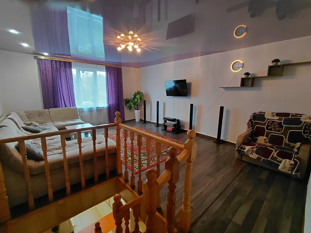 Уютный 2х этажный дом в центре города