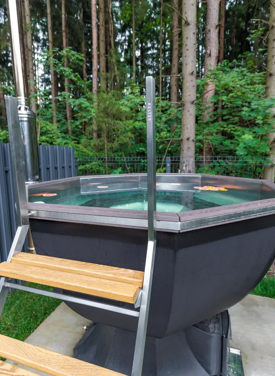 Приватный островок отдыха среди русского леса