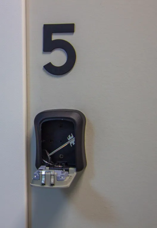 Квартира Апартаменты у метро и в 20 минутах до центра Москвы — Москва