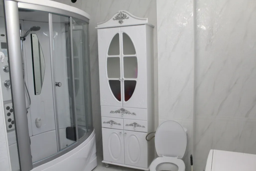 Дом с бассейном в районе Артека и горы Аю-Даг