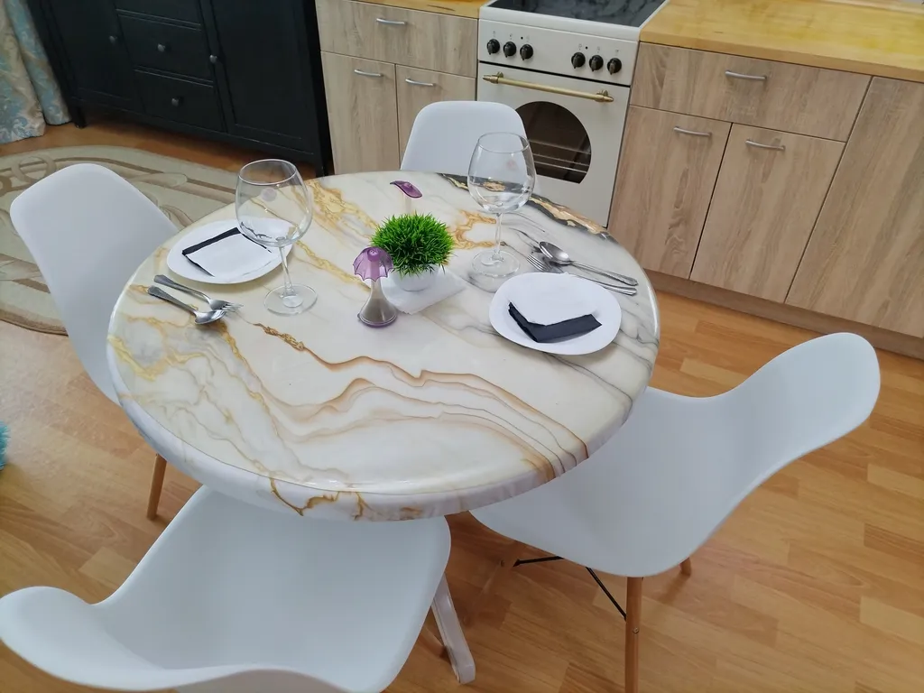 2-комнатная квартира только после ремонта в 20 мин. Пешком от метро