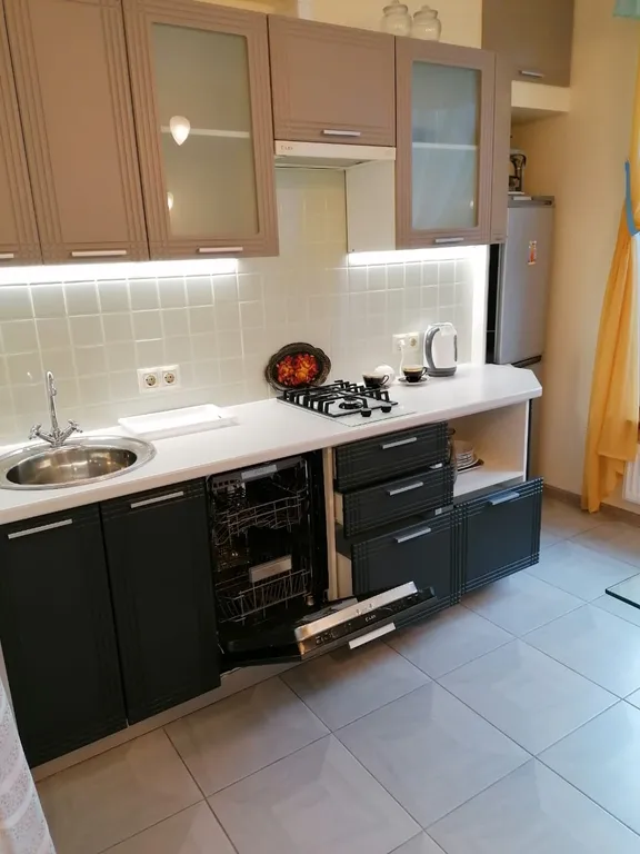 Загородный дом со своим садом