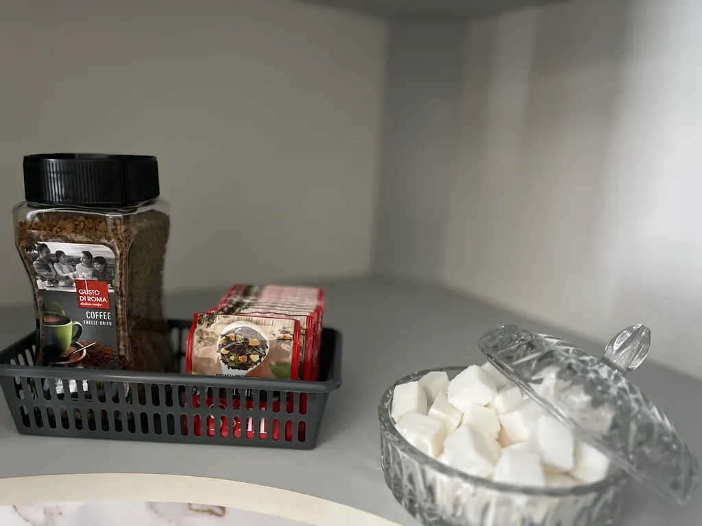 Студия располагается рядом с жд вокзалом.