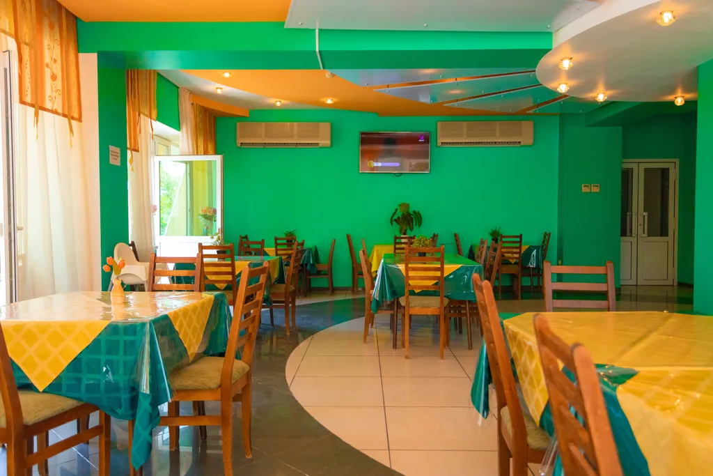 Номер на первой линии у моря  для четырех гостей