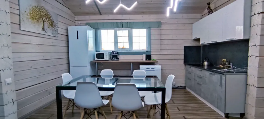 Уютный коттедж у озера с сауной