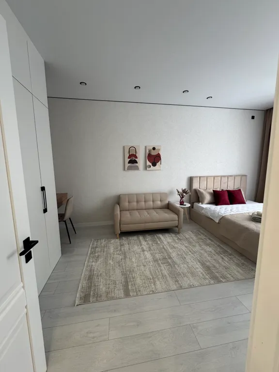 Уютная и новая квартира в самом сердце столицы