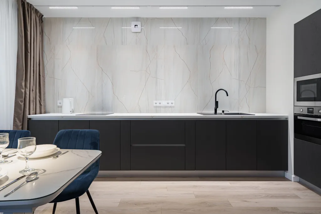 Дизайнерская квартира напротив ТЦ Планета