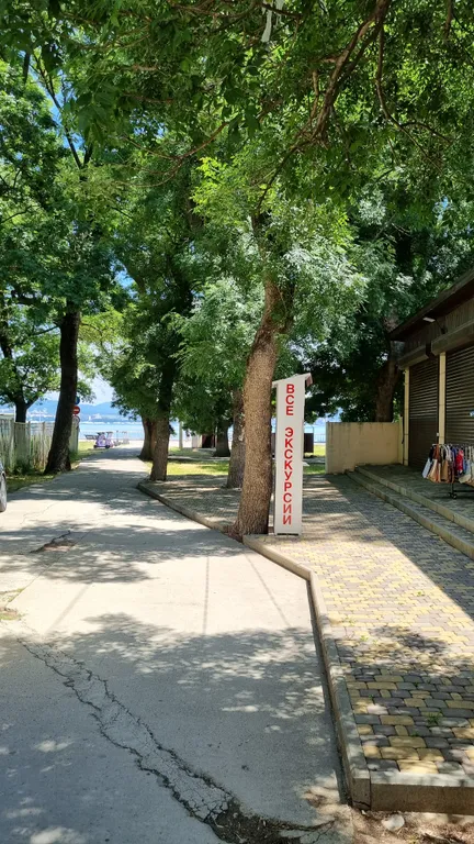 Дом рядом с морем в тихом районе