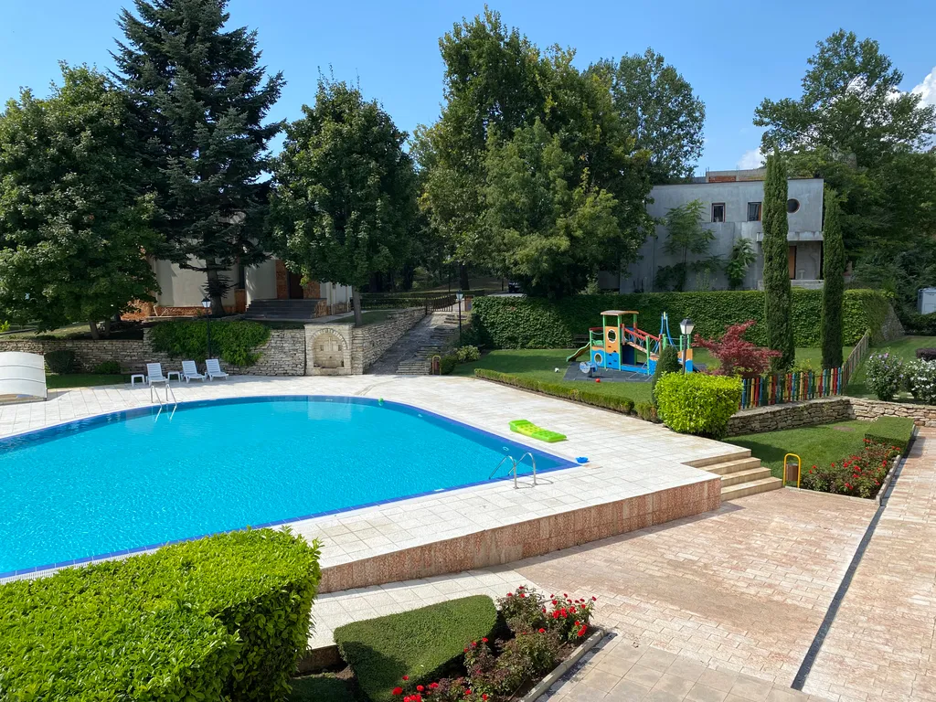 Апартамент с видом на море и бассейном