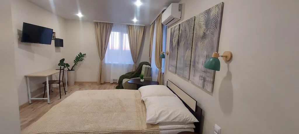 Рядом с Академией единоборств