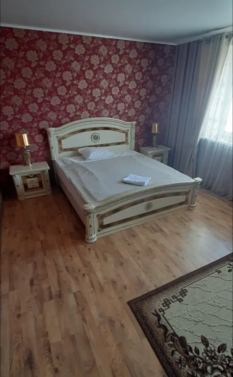 Коттедж Огромный коттедж с бассейном и баней — Богородск